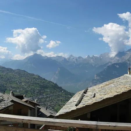 In Near Slopes * Veysonnaz